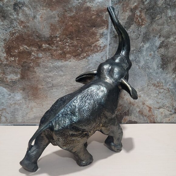Roaring Elephant Vintage Bronze Finish Iron Statue Missing Tusks - Picture 13 of 13